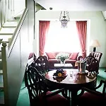 Hampshire - Voncken Valkenburg